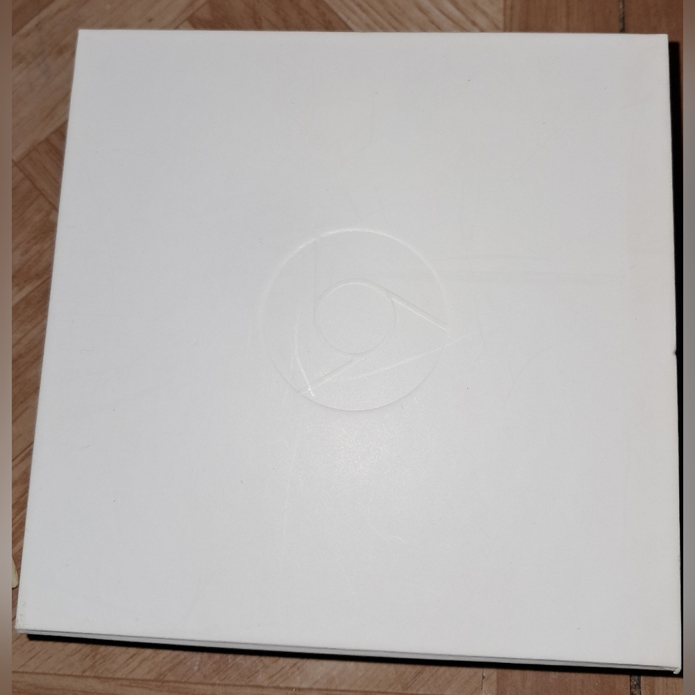 FLIP TOP SQUARE BOX - EMPTY